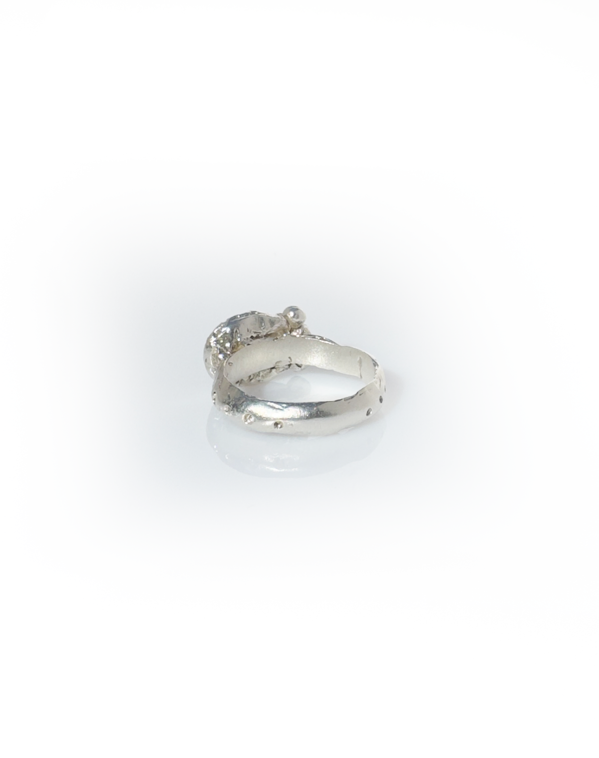 Ashur Pinky Ring