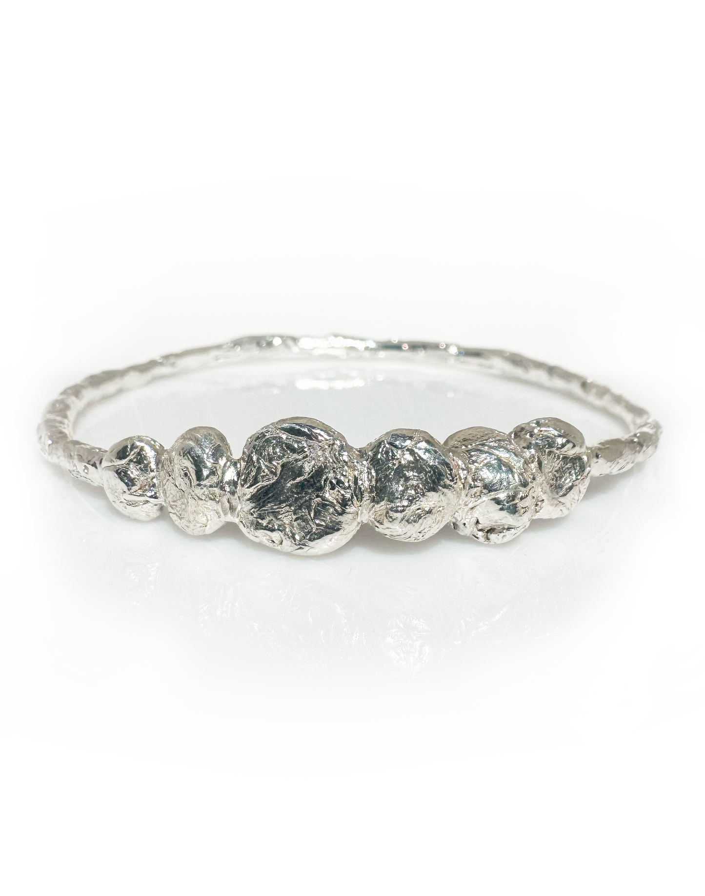 Sphaira Bangle