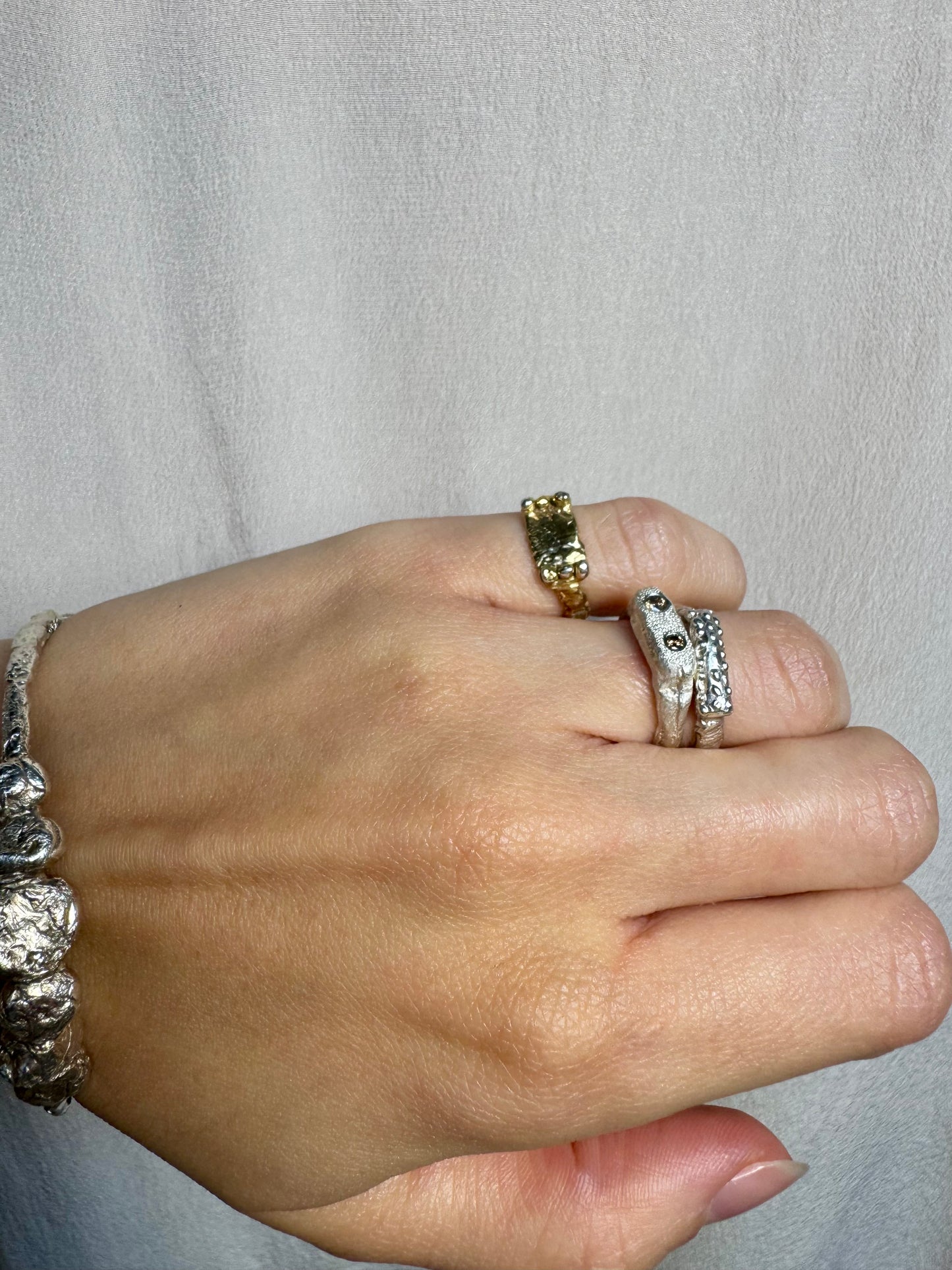 Ea Ring
