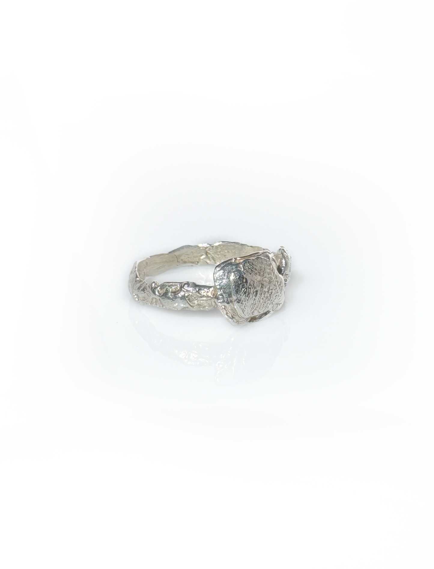 Nisaba Ring
