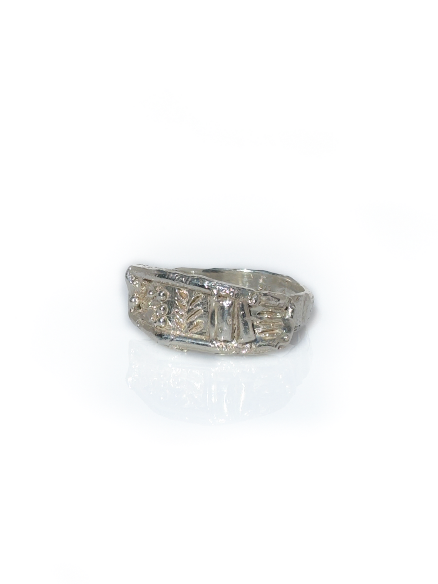 Babylon Ring